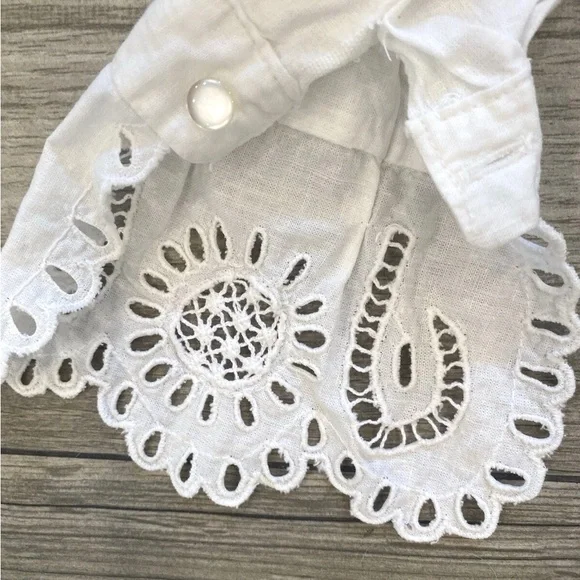 Elegant White Long Sleeve Women's Vintage Blouse (UNIQUE) - Picture 4 of 11